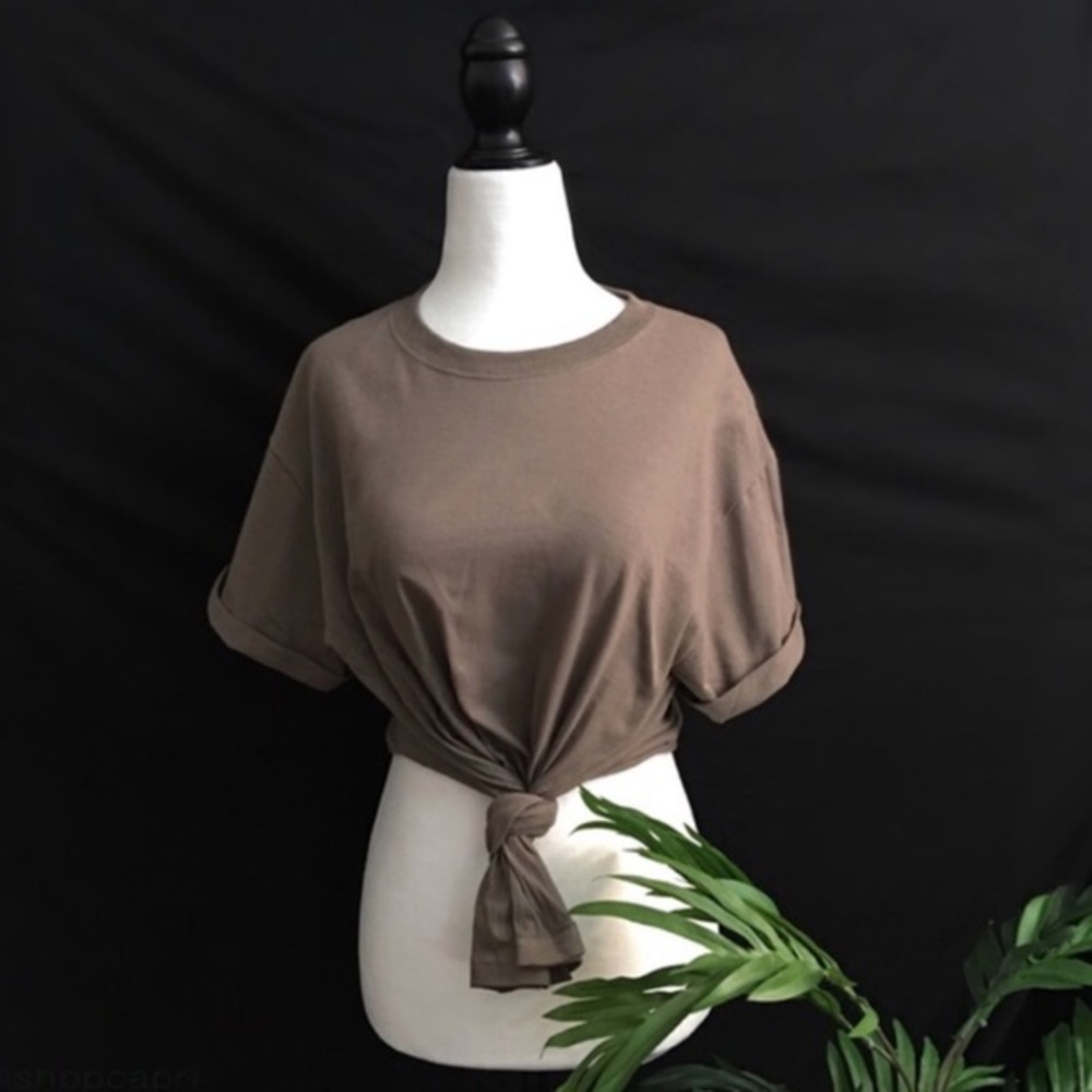 ✨NEW! safari knotted reworked tee✨